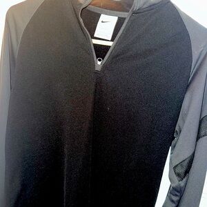 Kids XL NIKE lightweight pullover